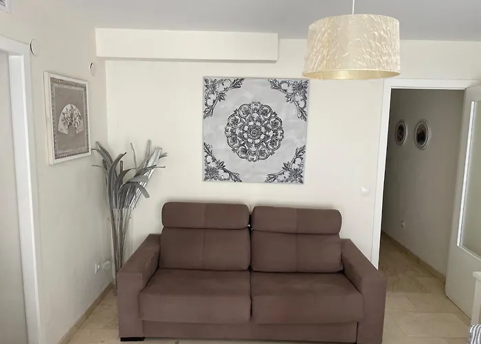 Junto Estacion Tren Apartamento