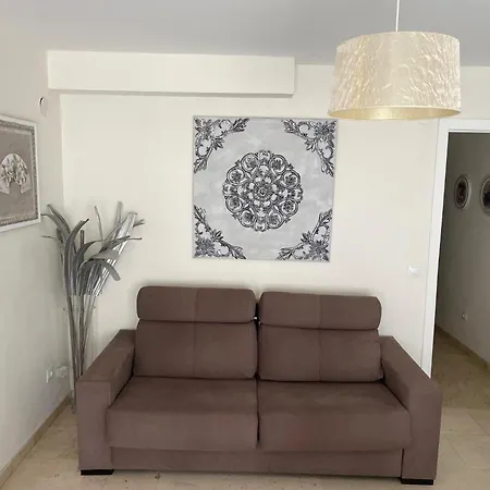 Junto Estacion Tren דירה